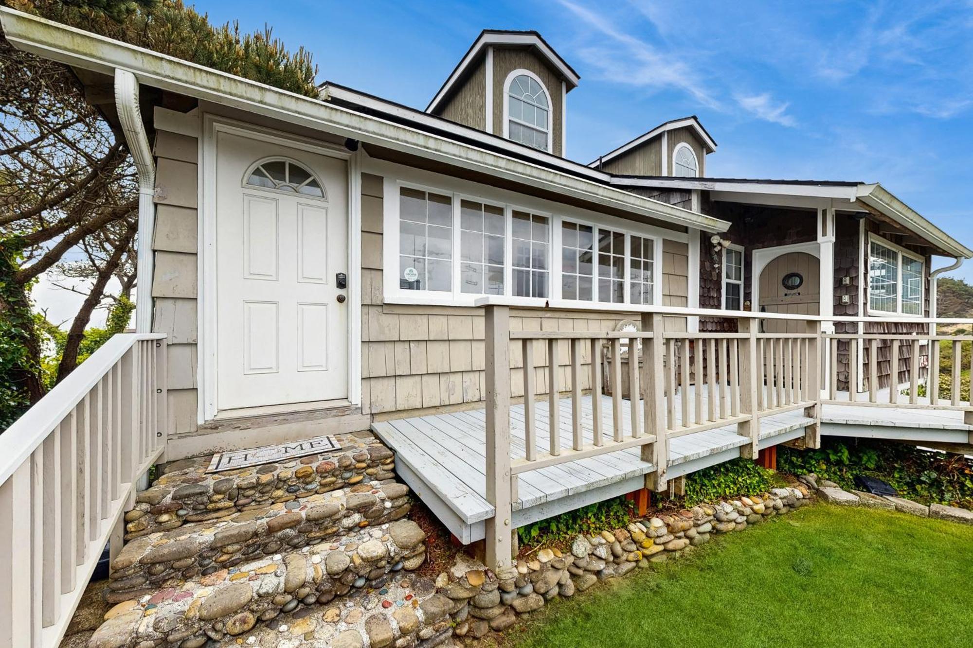 Far View Villa Lincoln City Bagian luar foto
